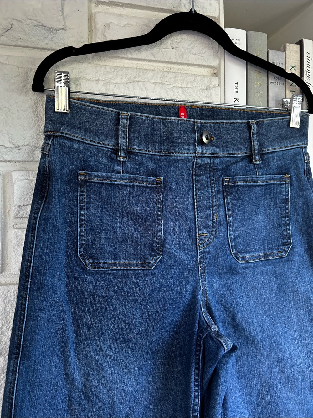 SPANX High Rise Cropped Wide Leg Jeans Washed Indigo Size Medium Petite - Picture 5 of 13